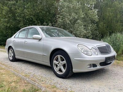 Mercedes E200
