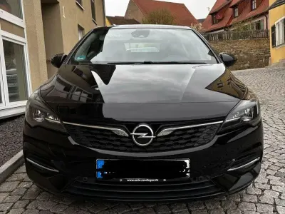 Gebraucht Opel Astra 145 PS (106 kW) 2020 Schwarz Limousine