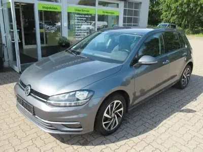 Gebraucht VW Golf VII Join 116 PS (85 kW) 2019 Andere Limousine
