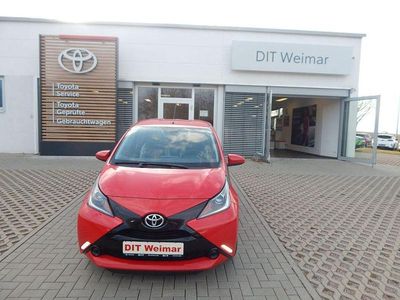 Gebraucht Toyota Aygo X-play 69 PS (50 kW) 2015 Super red 5 Kleinwagen