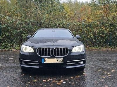 BMW 750
