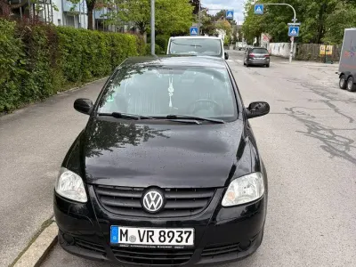 Używany VW Fox 54 KM (39 kW) 2006 Szary Hatchback