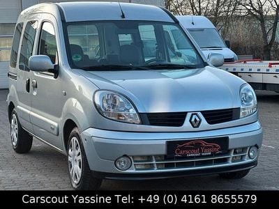 Silber Gebraucht 2006 Renault Kangoo Privilege Kombi | 2.990 € (Fairer Preis)
