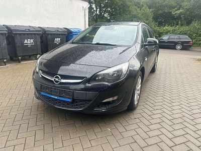 Schwarz Gebraucht 2016 Opel Astra Kombi | 4.999 € (Guter Preis)
