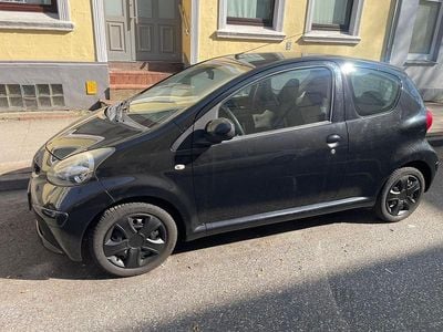 Gebraucht Toyota Aygo 68 PS (50 kW) 2006 Schwarz Kleinwagen
