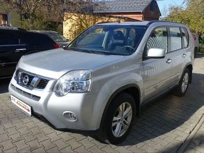 Usata Nissan X-Trail 150 CV (110 kW) 2014 Argento SUV