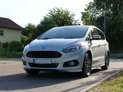 Gebraucht Ford S-MAX ST-Line 241 PS (177 kW) 2019 Silber Van / Kleinbus