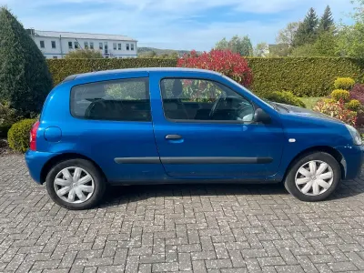Usata Renault Clio II Campus 75 CV (55 kW) 2009 Blu Utilitaria
