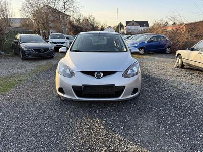 Gebraucht Mazda 2 Independence 75 PS (55 kW) 2009 Grau Kleinwagen