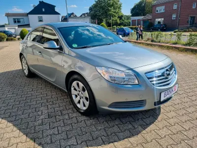Gebraucht Opel Insignia 130 PS (95 kW) 2012 Grau Limousine