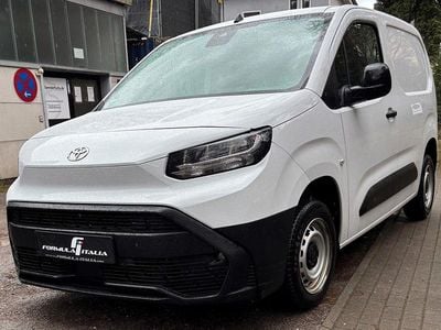 Gebraucht Toyota Proace City City 102 PS (75 kW) 2024 Weiß Van / Kleinbus