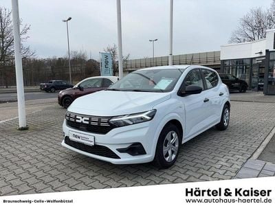 Gebraucht Dacia Sandero Essentiel 91 PS (66 kW) 2024 Gletscherweiss (weiß) Limousine