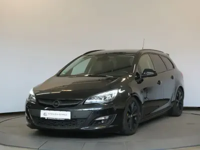 Gebraucht Opel Astra Style 140 PS (102 kW) 2015 Schwarz Limousine