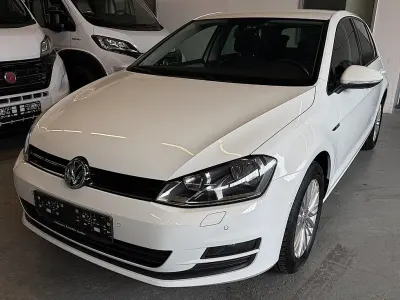 Używany VW Golf VII Cup 150 KM (110 kW) 2014 Biały Sedan/Limuzyna