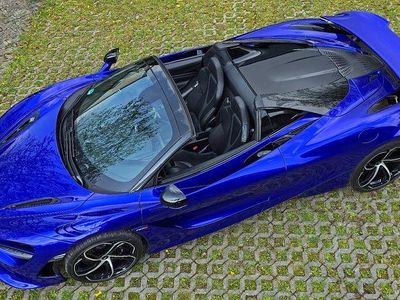 Gebraucht McLaren 750S 750 PS (551 kW) 2023 Blau Cabrio