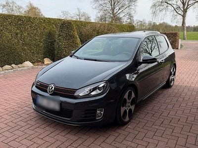 Second-hand VW Golf VI GTI 211 CP (155 kW) 2010 Negru Hatchback