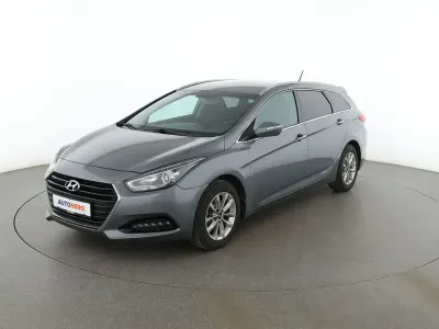Gebraucht Hyundai i40 Trend 135 PS (99 kW) 2018 Silber Kombi
