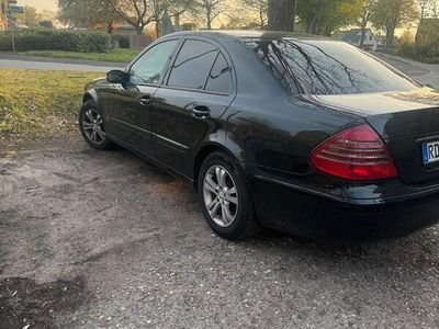 Mercedes E320