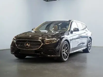 Gebraucht Mercedes E450 Avantgarde 367 PS (269 kW) 2026 Schwarz Kombi