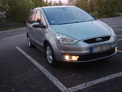Second-hand Ford Galaxy 136 CP (100 kW) 2009 Argintiu Monovolum
