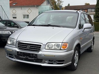 Gebraucht Hyundai Trajet GLS 113 PS (83 kW) 2002 Silber Van / Kleinbus
