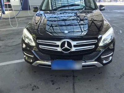 Używany Mercedes GLE350 AMG line 256 KM (188 kW) 2015 Czarny SUV