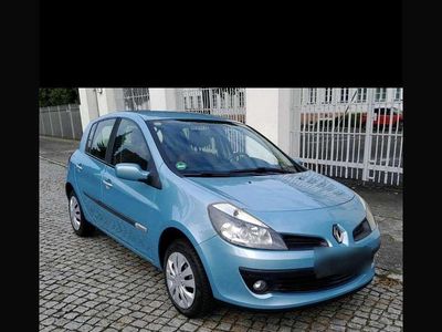 Gebraucht Renault Clio II 102 PS (75 kW) 2007 Limousine