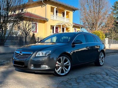 Gebraucht Opel Insignia 160 PS (117 kW) 2012 Grau Kombi