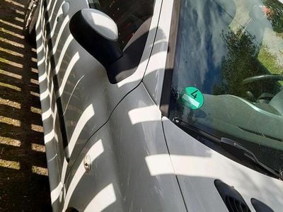 Peugeot 206+