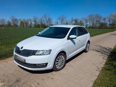 Gebraucht Skoda Rapid 110 PS (80 kW) 2019 Weiß Kleinwagen