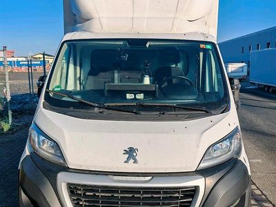 Weiß Gebraucht 2022 Peugeot Boxer Van | 15.500 € (Etwas zu teuer)