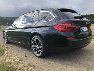 gebraucht BMW 530 d M Sport Line Panorama Dach Head Up 18 Zoll WENIG KM