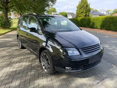 Gebraucht VW Touran Trendline 150 PS (110 kW) 2005 Schwarz Van / Kleinbus