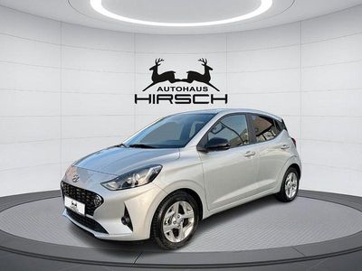 Gebraucht Hyundai i10 GO! 67 PS (49 kW) 2023 Silber Kleinwagen