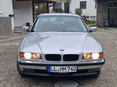 BMW 735