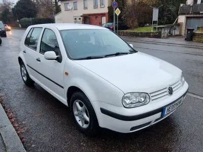 Second-hand VW Golf III Comfortline 101 CP (74 kW) 1998 Alb Berlinǎ