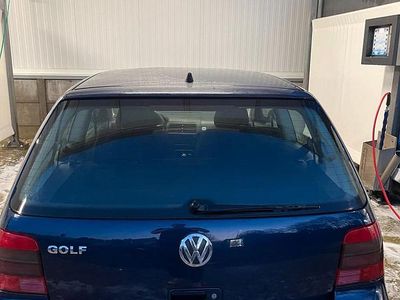Gebraucht VW Golf IV 75 PS (55 kW) 2000 Blau Kleinwagen