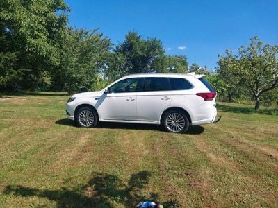 Mitsubishi Outlander P-HEV