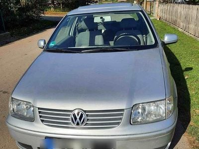 VW Polo