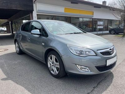 Gebraucht Opel Astra Design Edition 120 PS (88 kW) 2011 Silber Limousine