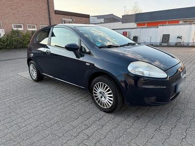 Gebraucht Fiat Punto 65 PS (47 kW) 2009 Blau Kleinwagen