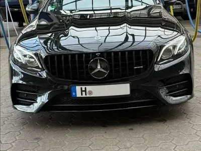 Gebraucht Mercedes E300 AMG 245 PS (180 kW) 2016 Schwarz