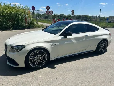 Gebraucht Mercedes C63 AMG AMG 476 PS (350 kW) 2018 Weiß Coupé