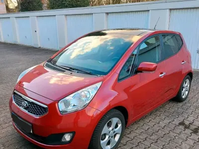 Second-hand Kia Venga DREAM-TEAM Edition 125 CP (91 kW) 2013 Roșu Hatchback