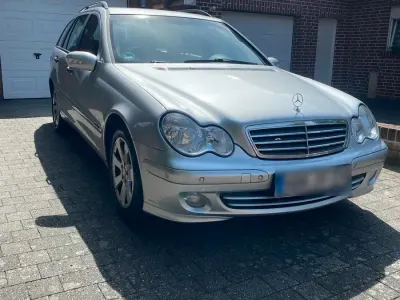Gebraucht Mercedes C180 143 PS (105 kW) 2003 Silber Kombi