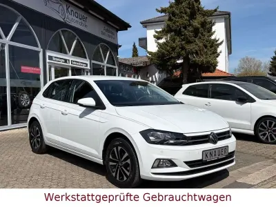 Gebraucht VW Polo Comfortline 95 PS (69 kW) 2022 Weiß Kleinwagen
