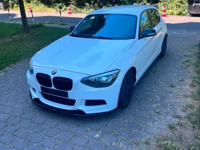 Gebraucht BMW 116 M Sport 136 PS (100 kW) 2012 Weiß Kleinwagen