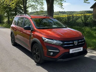 Używany Dacia Jogger Extreme 101 KM (74 kW) 2022 Minivan