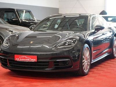 Porsche Panamera 4
