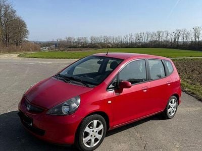 Gebraucht Honda Jazz LS 77 PS (56 kW) 2006 Rot Kleinwagen
